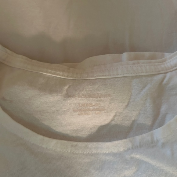 White front pocket Tshirt - Picture 4 of 4